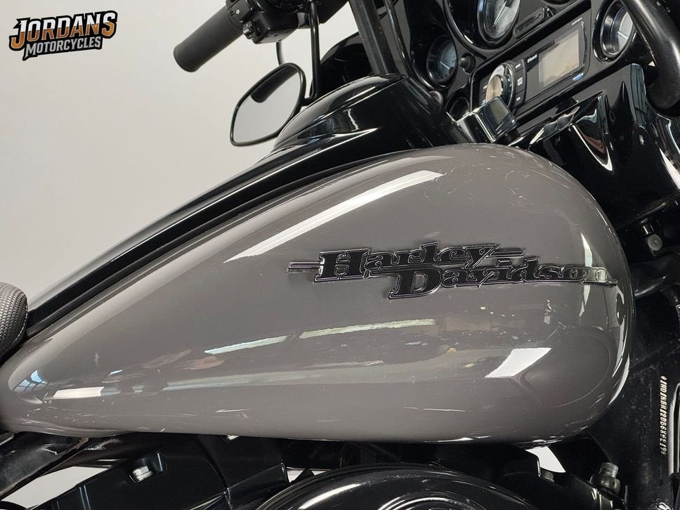 HARLEY-DAVIDSON ELECTRA / STREET GLIDE 103CI (bj 2013), Motoren, HARLEY-DAVIDSON, Motorrijbewijs A, Bedrijf, Onbekend