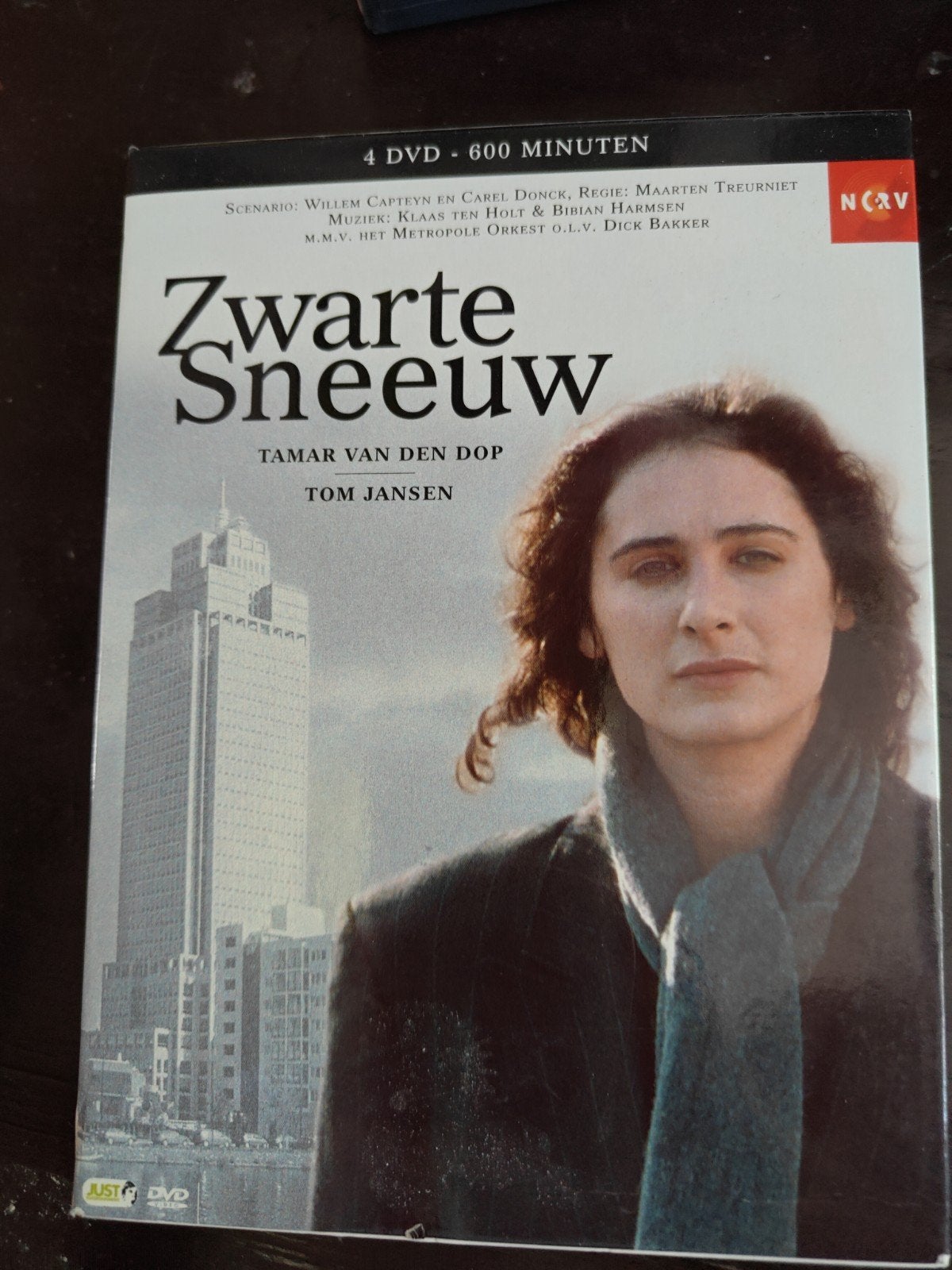 Zwarte Sneeuw - Complete Nederlandse Serie (4 DVD's), Gebruikt, Nederlands, Drama, Vanaf 12 jaar