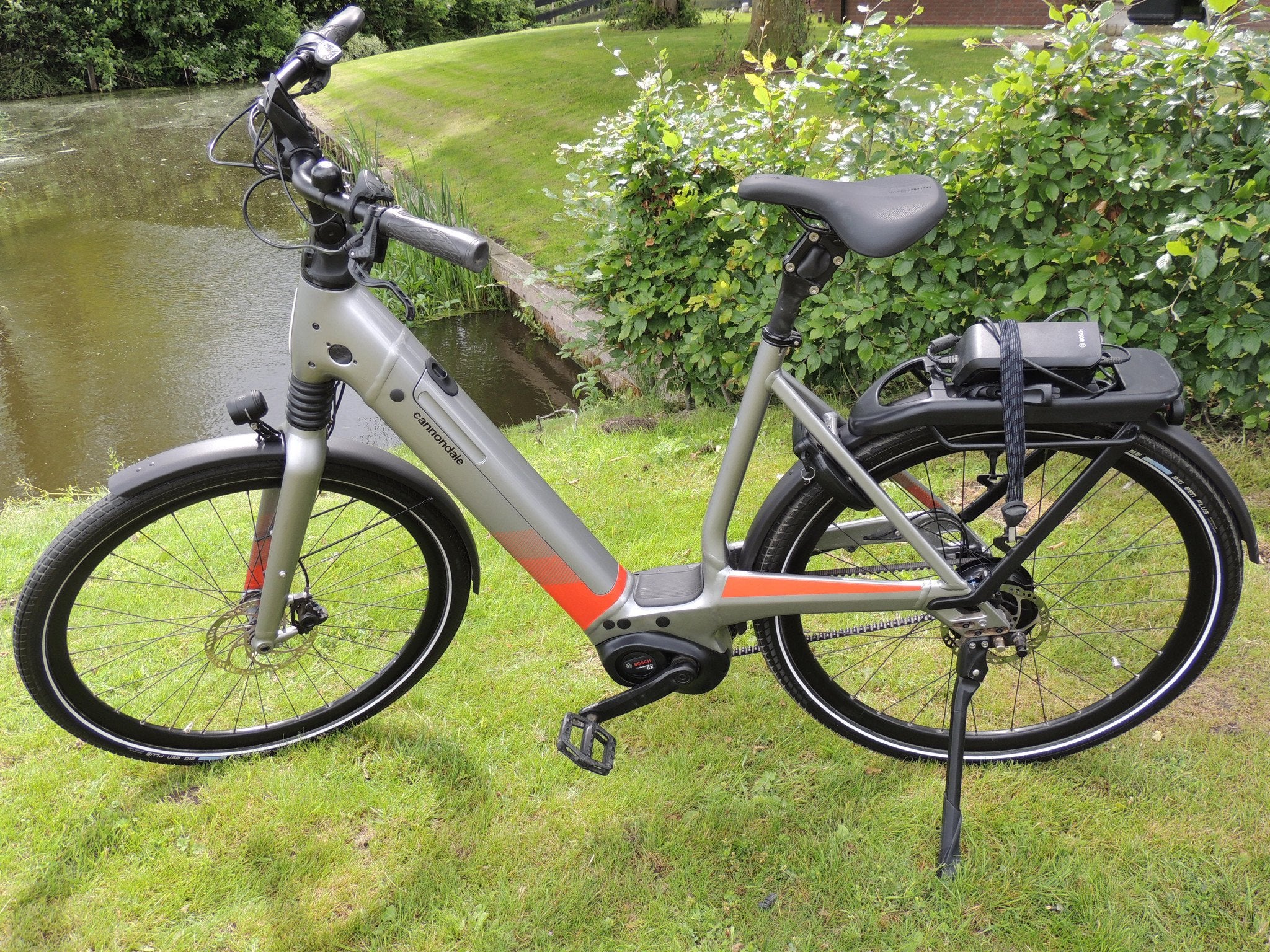 Canondale Movano Neo Framemaat 57 cm 625 WH accu Beldrivet, Overige merken, Geeresteinselaan 57
3931 JB  Woudenberg, NL, Cannondale