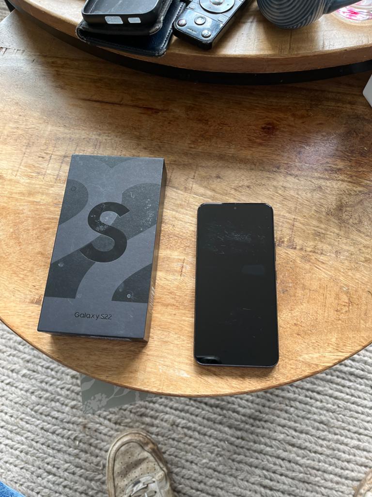 Samsung Galaxy S22 128GB Zwart, Telecommunicatie, Mobiele telefoons | Samsung, Ophalen, Zwart, Touchscreen, Zo goed als nieuw