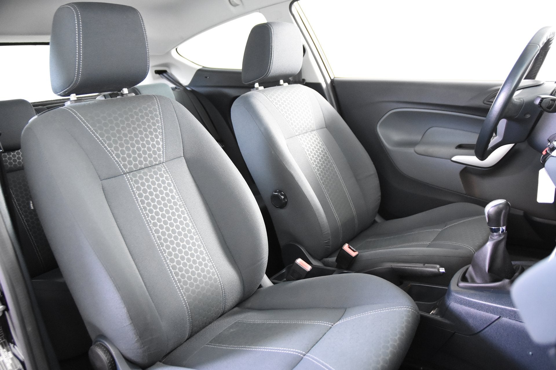 Ford Fiesta 1.25 Titanium *Airco*PDC*APK Nieuw* (bj 2011), Auto's, Voorwielaandrijving, Stof, Gebruikt, 4 cilinders