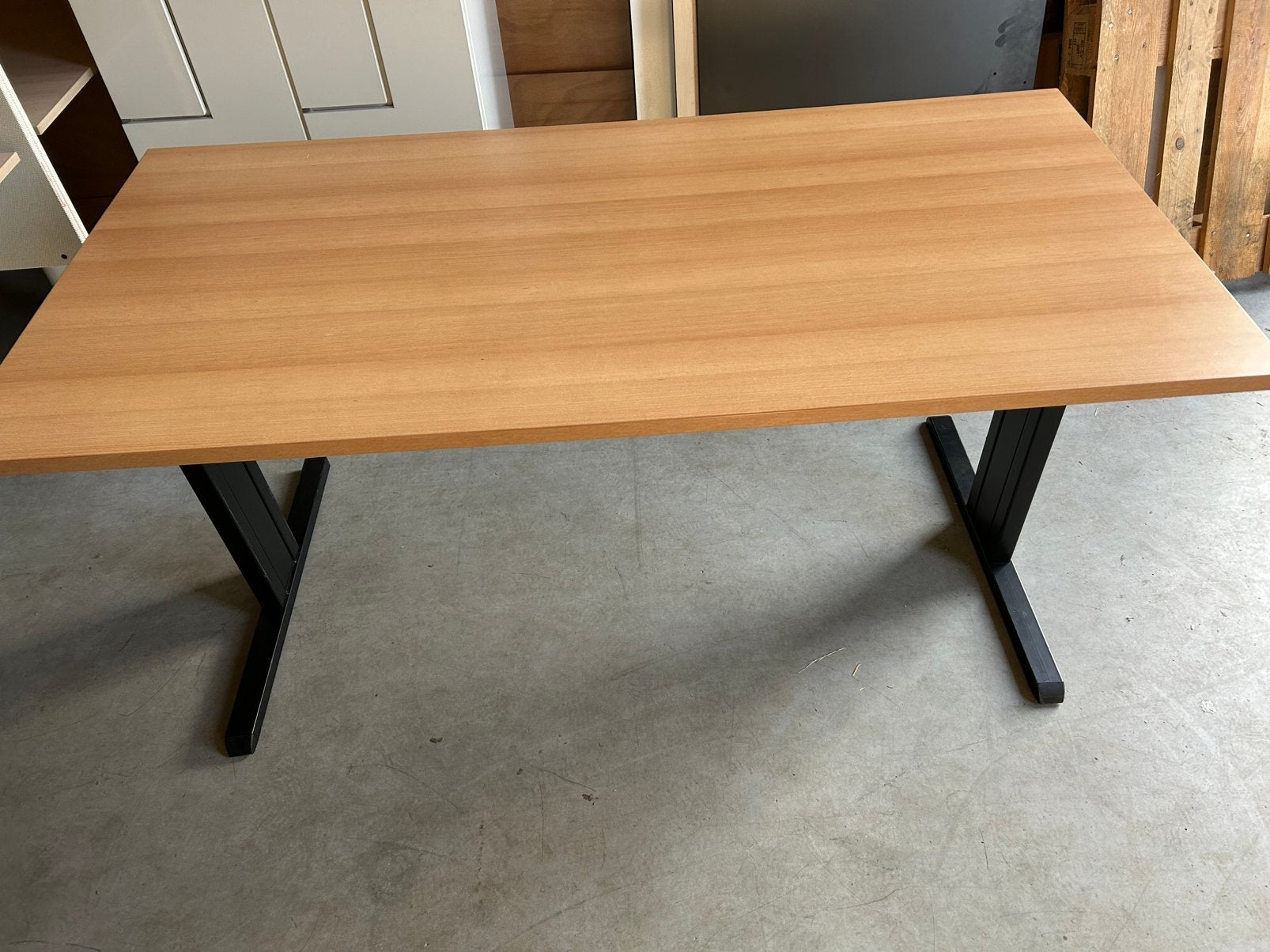 Bureau 160x80cm, Ophalen, Zo goed als nieuw