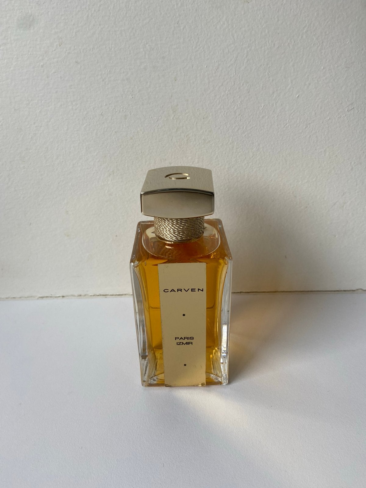 Zeldzame ongebruikte vintage Carven Paris Izmir parfum, Verzenden, Nieuw