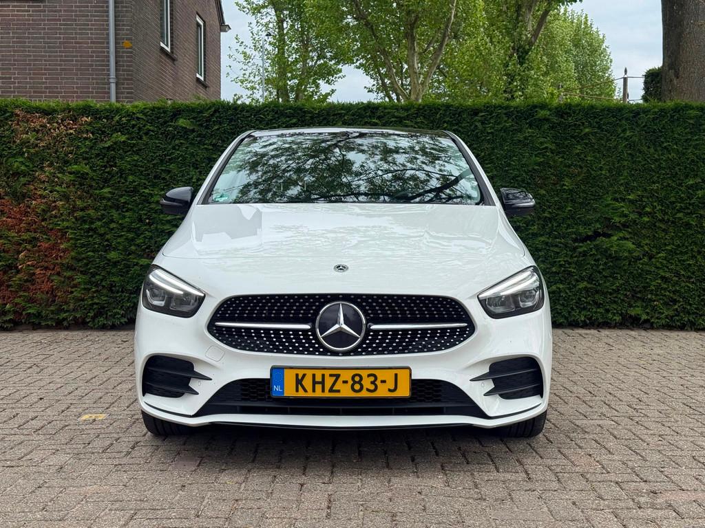 Mercedes-Benz B 250 E AMG Night | Pano | Sfeer | Burmester, Auto's, Automaat, Gebruikt, Euro 6, Wit