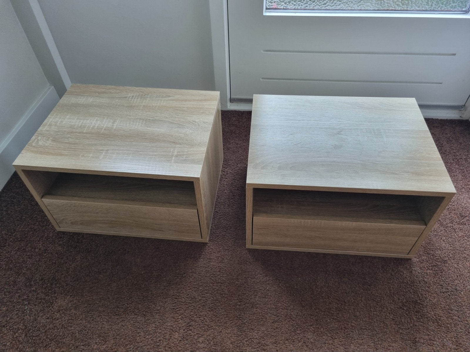2 Eikenfineer Nachtkastjes - Zo Goed als Nieuw, Ophalen, Minder dan 45 cm, Zo goed als nieuw, Minder dan 55 cm