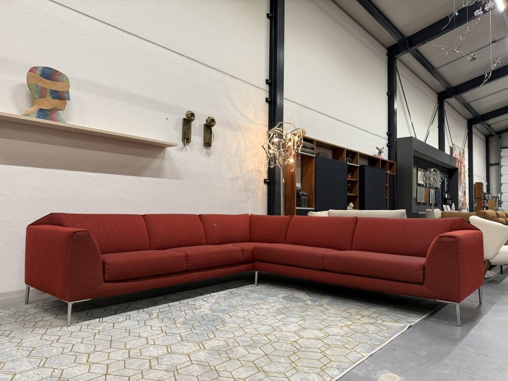 Als nieuw Pode Fold Hoekbank bolster rood stof Design bank, Huis en Inrichting, Banken | Bankstellen, 250 tot 300 cm, Leolux, Info@leolux.nl