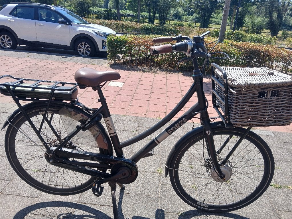 Te koop elektrische fiets voor fietsenmaker, Fietsen en Brommers, Fietsen | Dames | Damesfietsen, Ophalen, Overige merken