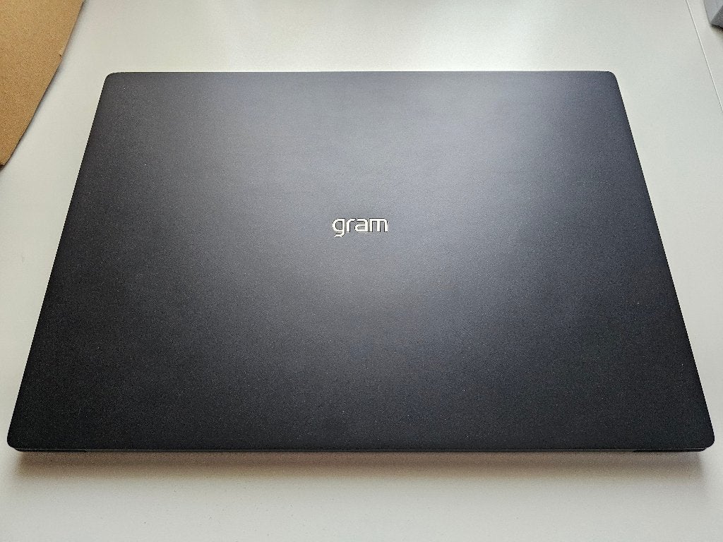 2025 LG Gram 16Z90TP-G.AA78A1 | U7 255H, 16gb, 1tb, Ophalen, Core Ultra 7 255H, Qwerty, Zo goed als nieuw