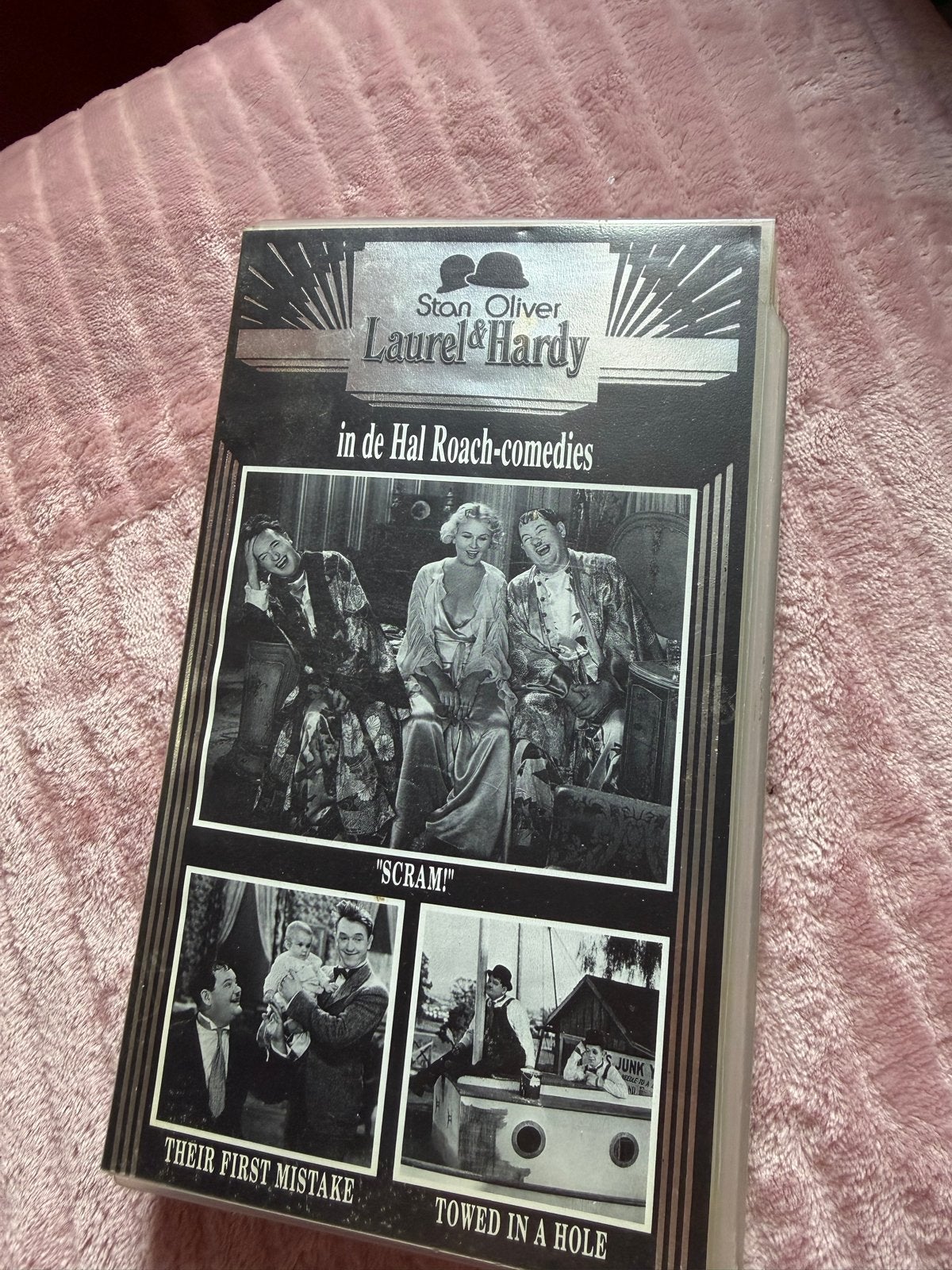 Laurel & Hardy VHS Collectie - 3 Banden, Nederlands ondertiteld, Alle leeftijden, Ophalen of Verzenden, Komedie