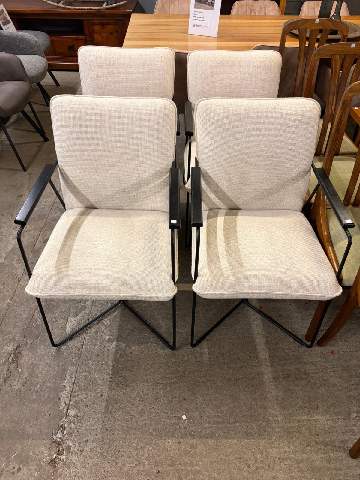 4 creme witte eetkamerstoelen met armleuning, Ophalen, ., Wit, .