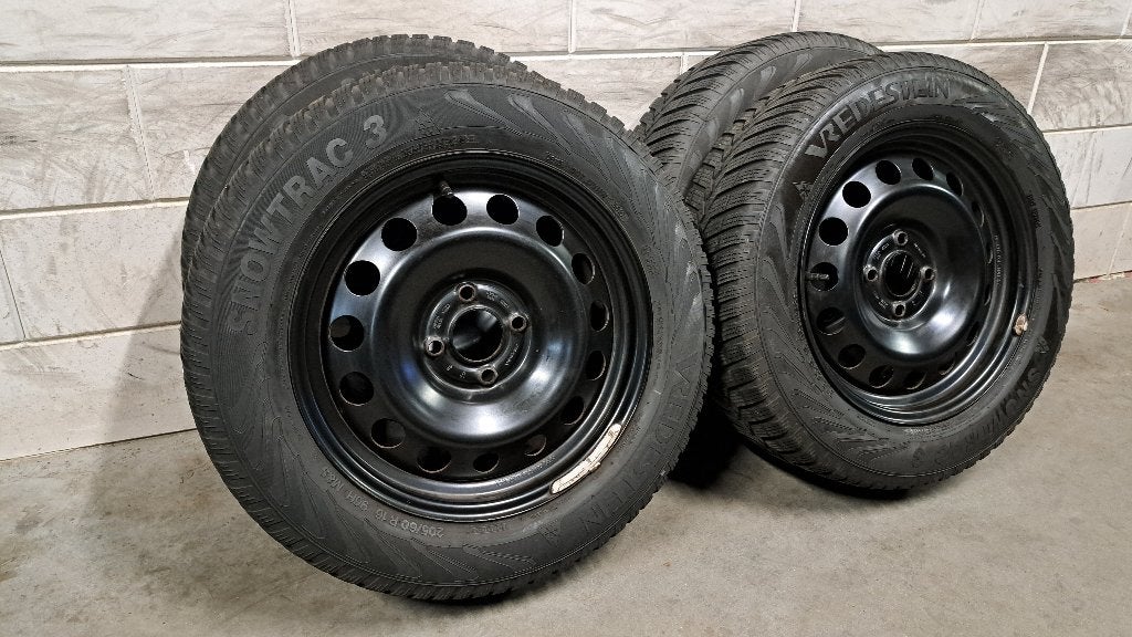 Winterbanden Ford Ecosport B-Max 205/60/16 goed profiel!, Gebruikt, 16 inch, Banden en Velgen, Personenwagen