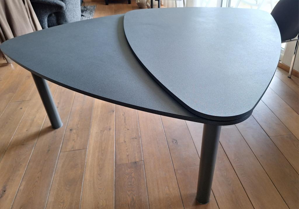 Design vlindertafel van Castelijn, uitschuifbaar, Ophalen, Overige materialen, Modern design, Gebruikt