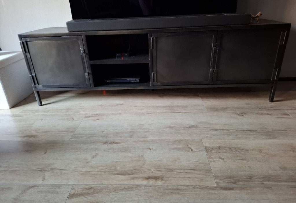 Industriële tv kast - pronto wonen, Ophalen, 150 tot 200 cm, Zo goed als nieuw, Minder dan 100 cm