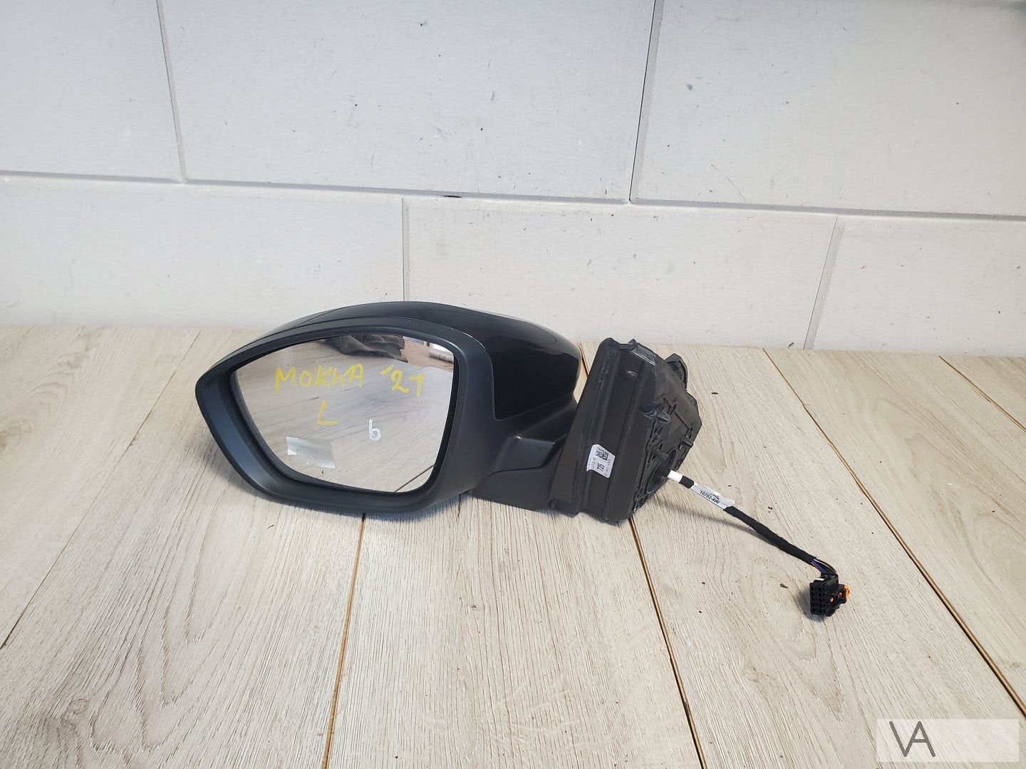 Opel Mokka 2020 - 2025 spiegel links zwart 6 draden €150