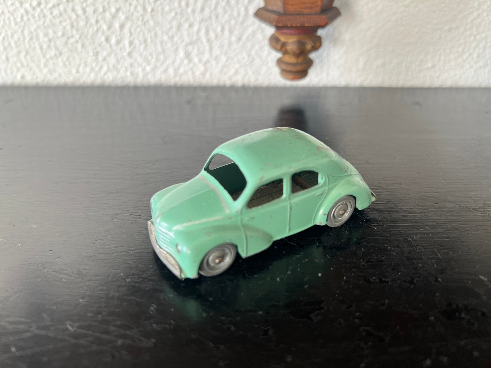 CIJ 3/48 Renault 4cv 1e versie, Hobby en Vrije tijd, Modelauto's | 1:43, Verzenden, Zo goed als nieuw, Auto, Overige merken