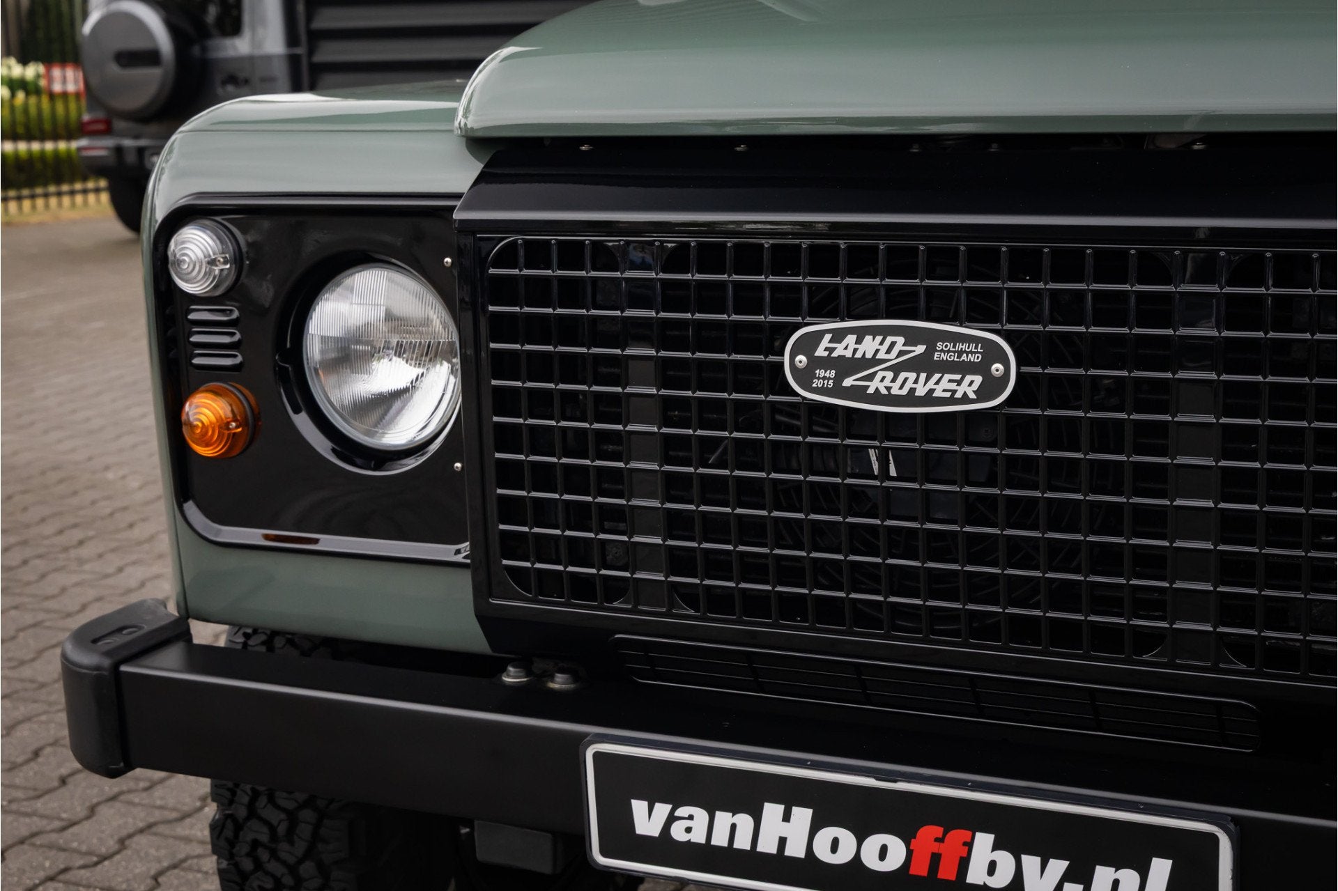 Land Rover Defender Station Wagon Automaat Keswick Green - S, Auto's, Land Rover, Automaat, Gebruikt, 4 cilinders, 1795 kg