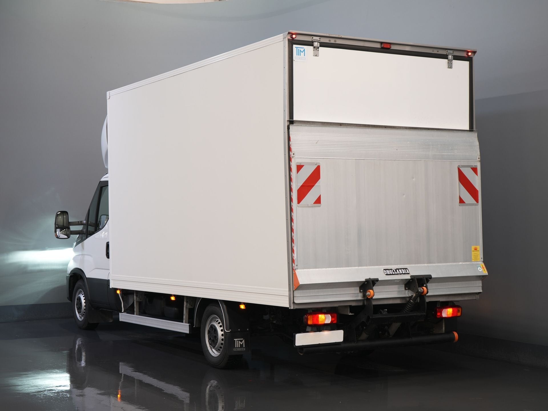 Iveco Daily 35S18HV 3.0 Aut. ZF BPM VRIJ! Bakwagen Laadklep/, Automaat, Gebruikt, 4 cilinders, Iveco