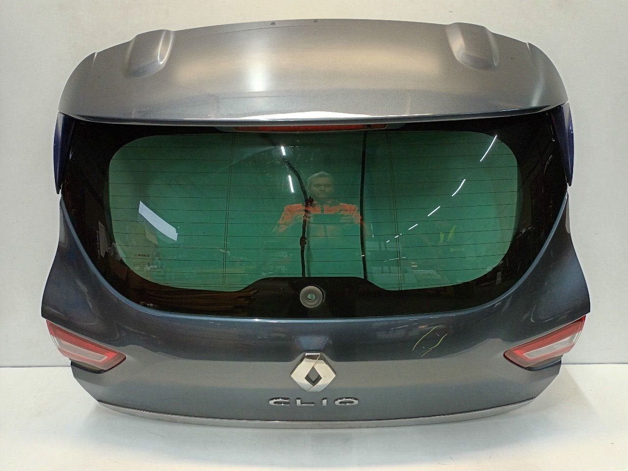 Achterklep Renault Clio, Auto-onderdelen, Carrosserie en Plaatwerk, Onderdelen@venauto.nl, Van der Ven Autorecycling B.V., Gebruikt