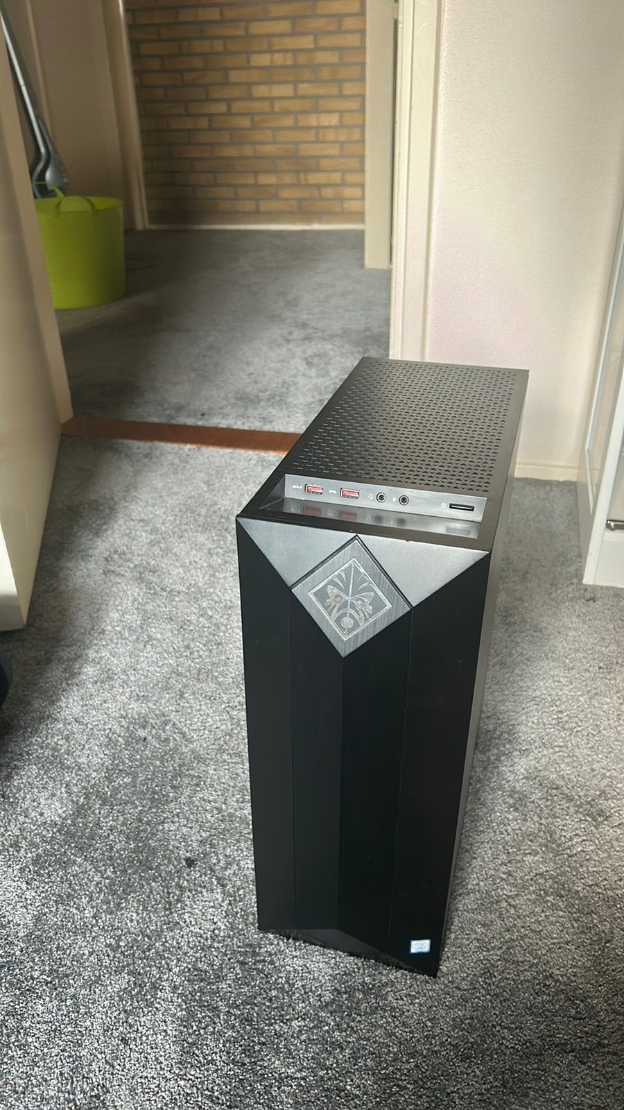Gebruikte Omen(HP) PC maar nog steeds in prima staat, Ophalen of Verzenden, Zo goed als nieuw