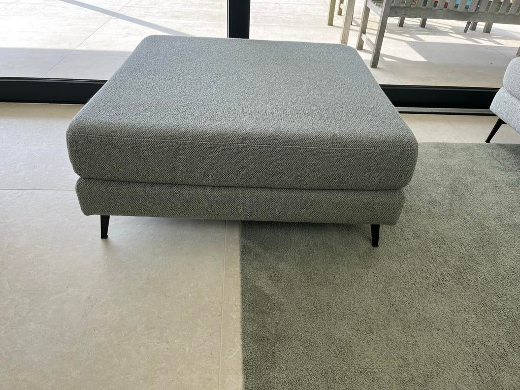 Rolf Benz Poef / Hocker - Eucalyptus - Nette Staat, Ophalen, Vierkant, 75 tot 100 cm, Zo goed als nieuw