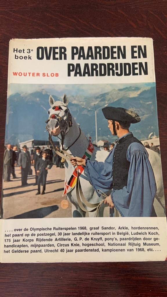 Over paarden en paardrijden 3 - Wouter Slob, Ophalen of Verzenden, Zo goed als nieuw, Paarden of Pony's