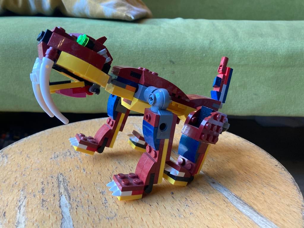 Lego 31102 sabeltandtijger, schorpioen en draak, Ophalen of Verzenden, Gebruikt