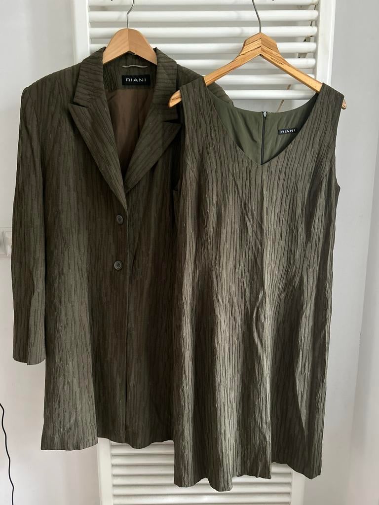 Riani jurk met colbert, Overige typen, Bruin, Maat 42/44 (L), Ophalen of Verzenden