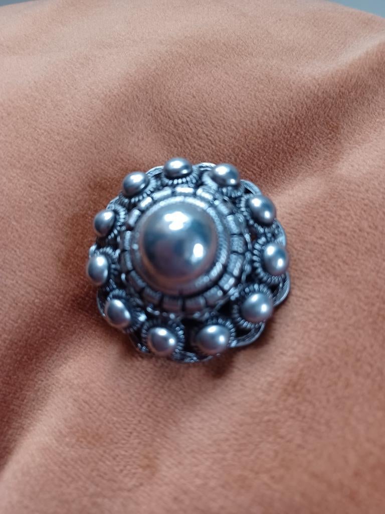 Zeeuwse knoop broche zilver, Sieraden, Tassen en Uiterlijk, Antieke sieraden, Ophalen of Verzenden, Zilver, Broche