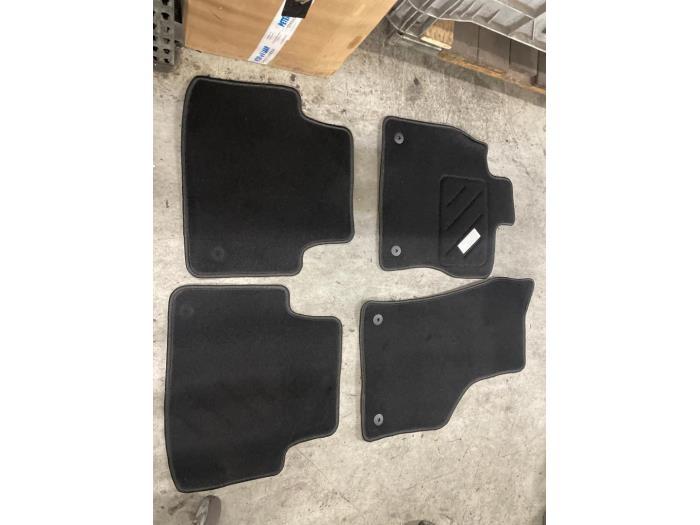 Matten Set van een Volkswagen Passat, Gebruikt, -, Volkswagen, -