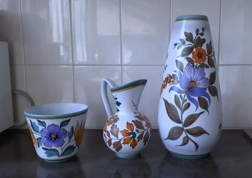 Gouda Flora plateel. Iris. 3 stuks., Ophalen of Verzenden
