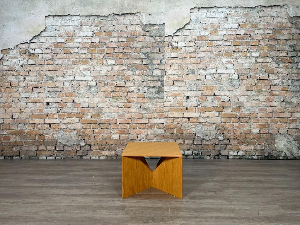 e15 FK04 Calvert – Hout | Ferdinand Kramer, Ophalen, Minder dan 45 cm, Design, Vierkant