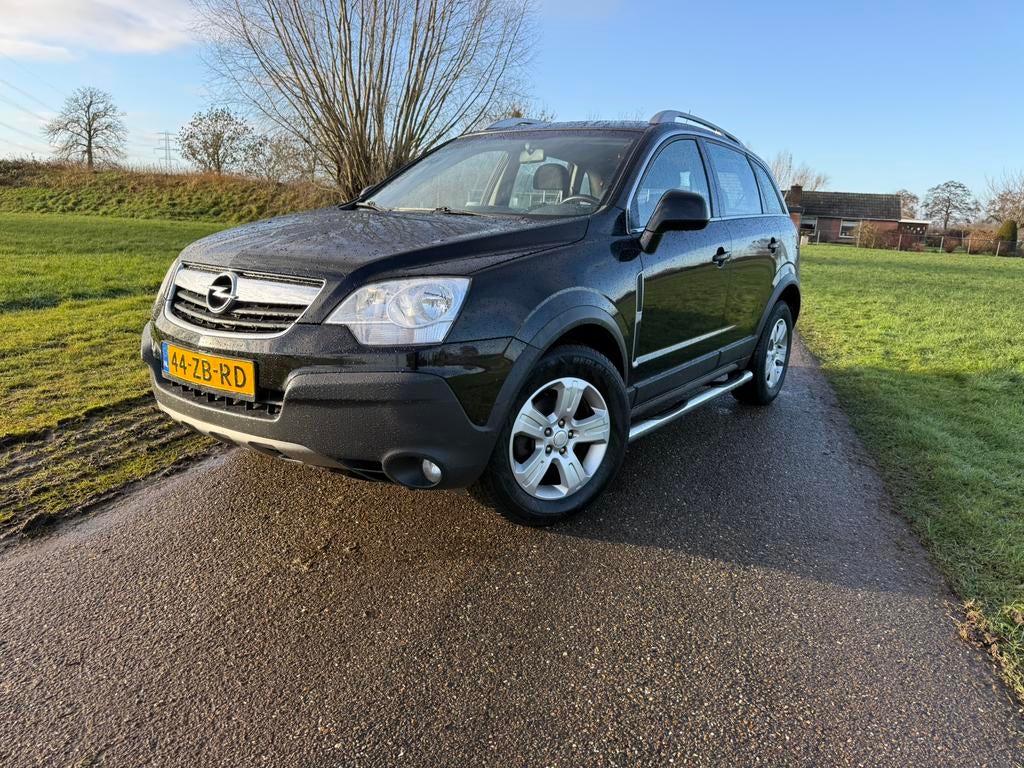 Opel Antara 2.4 16V 2007 Zwart  nw apk 4x4 stoel verwarming, Auto's, Opel, 4 cilinders, Zwart, Bedrijf, Handgeschakeld