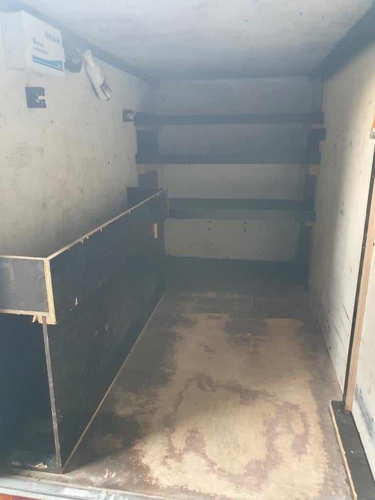Gesloten saris 250x130x150 geremd 1350KG  2350ex, Ophalen of Verzenden, Nieuw