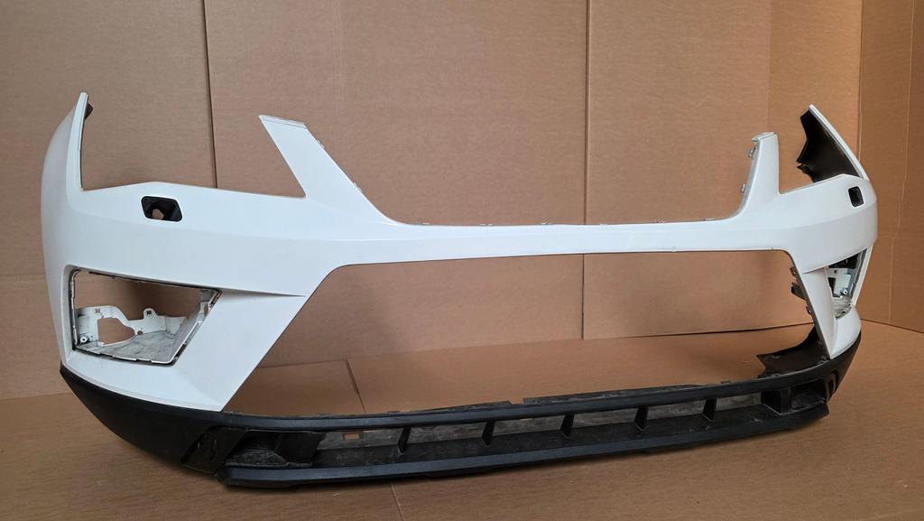 Voorbumper Seat Ateca 575 575807221 6xPDC KLS Bumper Orginee, Gebruikt, -, Voor, Ophalen of Verzenden