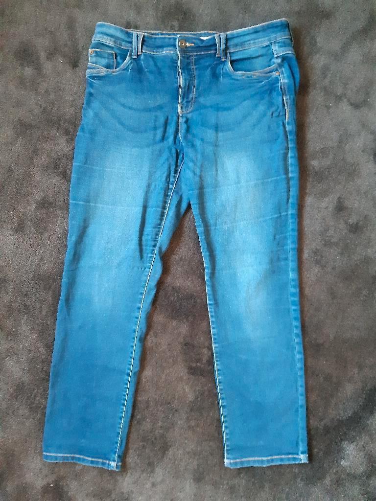 Spijkerbroek van Pescara. Maat 46, Kleding | Dames, Spijkerbroeken en Jeans, Blauw, Overige jeansmaten, Pescara, Ophalen of Verzenden