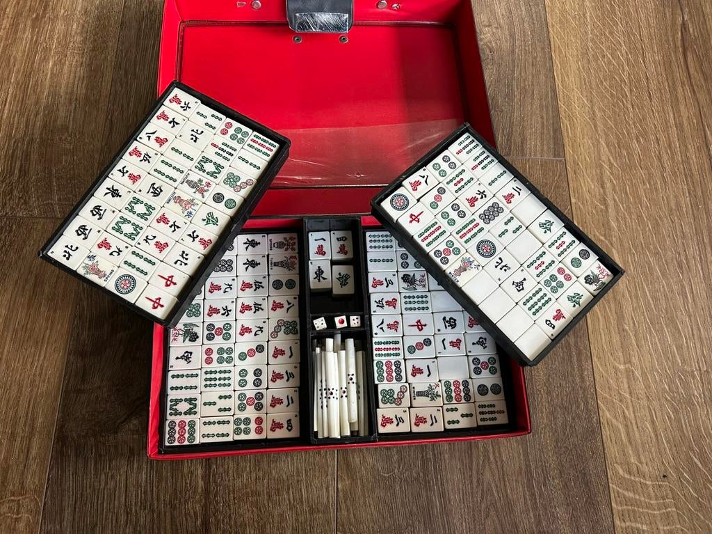 Mah-Jong spel in koffer, Ophalen, Gebruikt