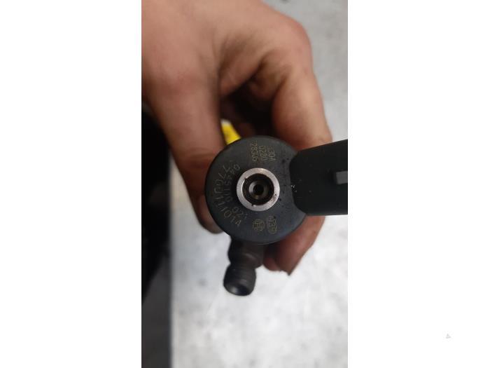 Verstuiver (diesel) van een Renault Trafic, Gebruikt, -, Renault, -