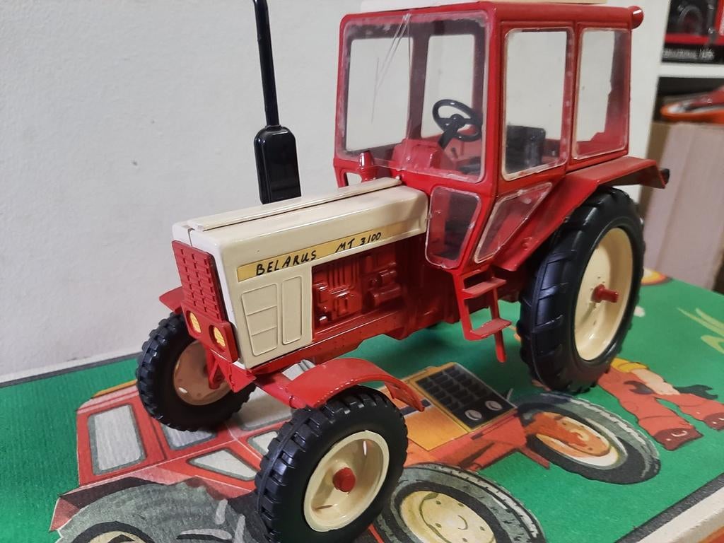 Belarus MT3 100 bouwkit., Overige merken, Auto, Groter dan 1:32, Nieuw