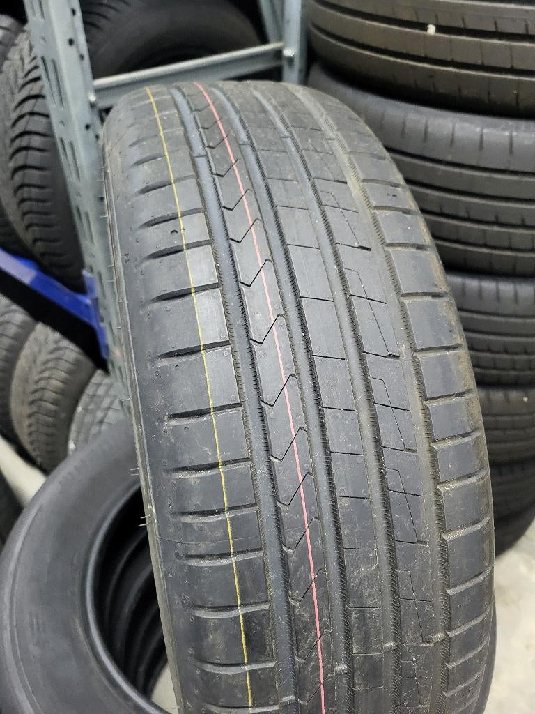 4 x 215/65/17 Hankook Ventusprime 4 NIEUW 350,- ALL IN!, Auto-onderdelen, Banden en Velgen, 215 mm, Hankook, Nieuw, 17 inch