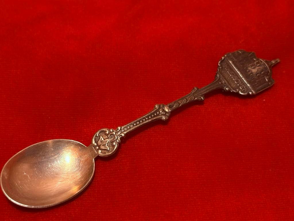 Zilveren lepel Kasteel Ammersoyen lepeltje
