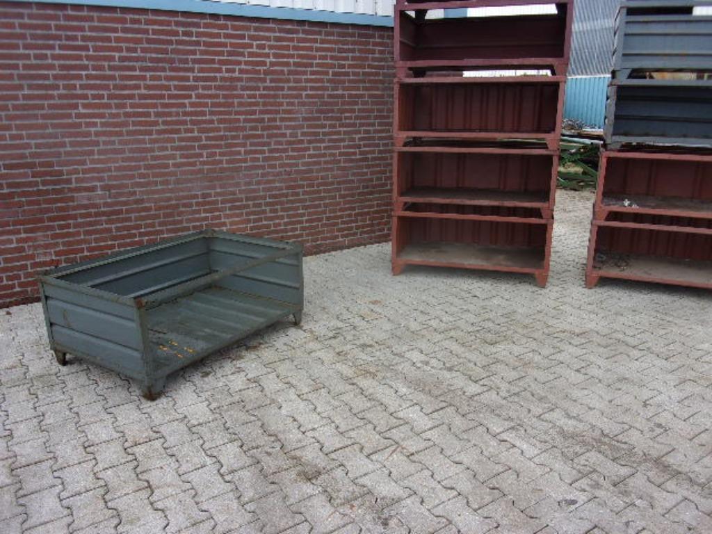 Stalen stapelbak, plaatstalen bak 124 cm x 84 cm, Ophalen, Gebruikt, 100 cm of meer, 60 cm of meer