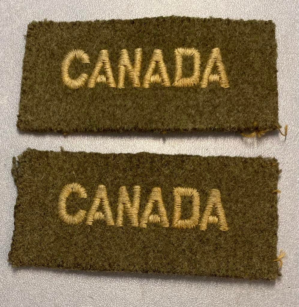 Canadian pair of shoulder titles, Ophalen of Verzenden, Landmacht, Nederland