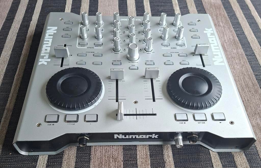 Numark Omnicontrol DJ Controller, Muziek en Instrumenten, Dj-sets en Draaitafels, Gebruikt, Dj-set, Numark, Ophalen of Verzenden