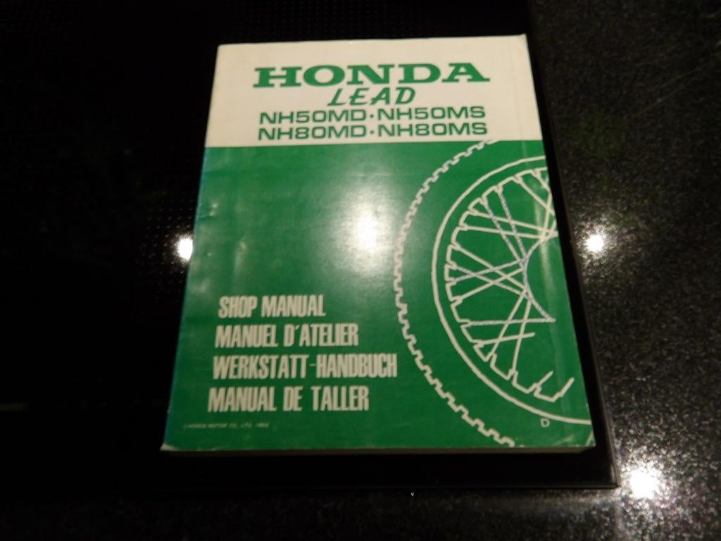 Origineel werkplaatshandboek Honda LEAD, Motoren, Verzenden, Honda