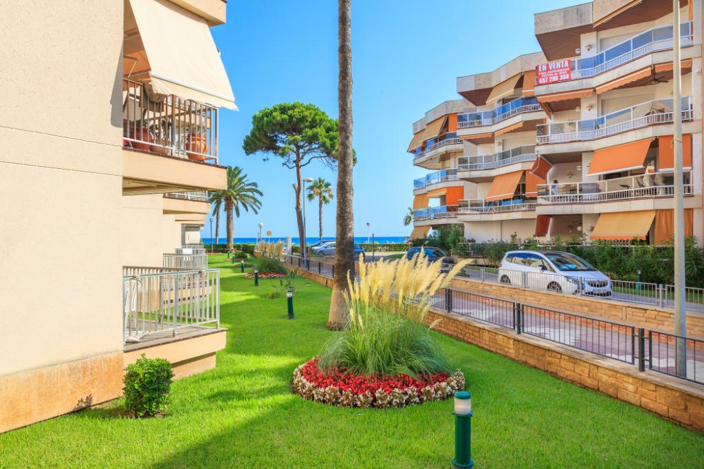 Luxe appartement Spanje, aan het strand bij Salou/Cambrils, 2 slaapkamers, Appartement, Aan zee, Wasmachine