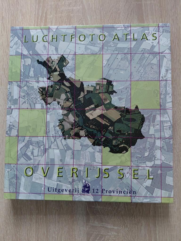 Luchtfoto Atlas Overijssel - Uitgeverij 12 Provinciën, Overige atlassen, Uitgeverij 12 Provinciën, 2000 tot heden, Ophalen of Verzenden
