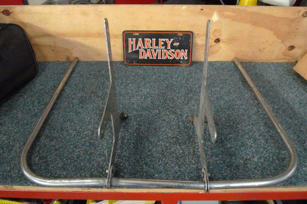 Kofferrek origineel rail harley shovel loc.as, Ophalen, Gebruikt