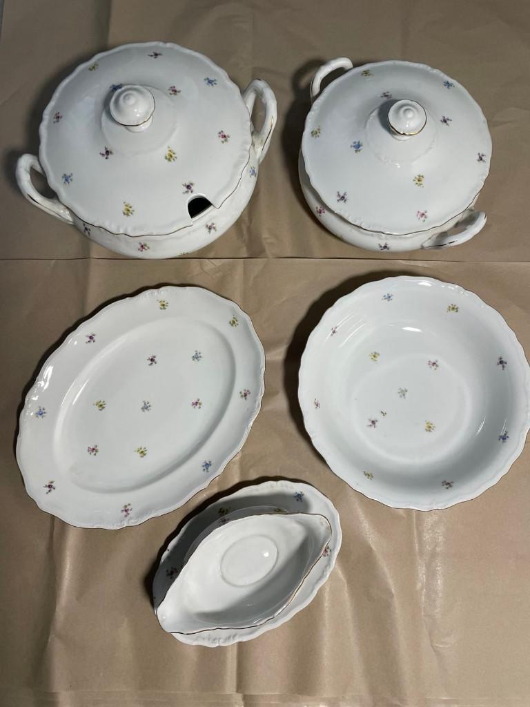 antiek servies (bloemetjes): delen los van elkaar te koop, Ophalen