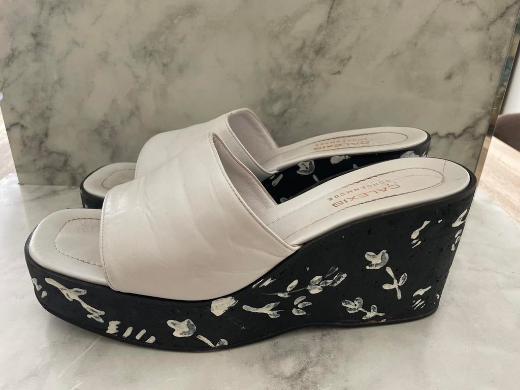 Elegante witte sleehakken - Calexis maat 40, Ophalen of Verzenden, Gedragen, Wit, Sandalen of Muiltjes