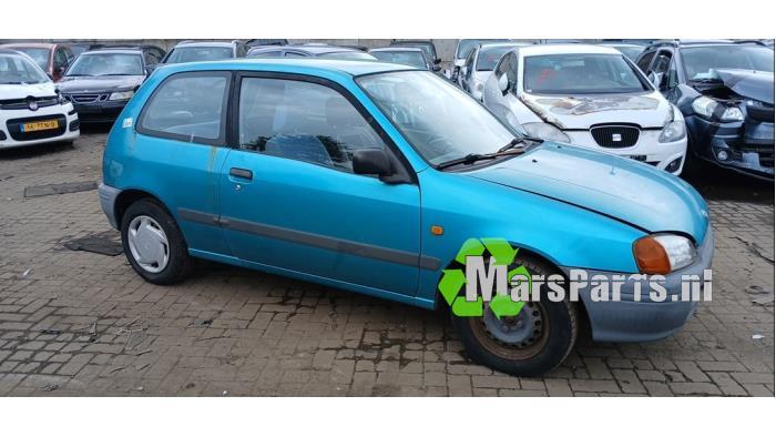 Schokdemperpoot rechts-achter van een Toyota Starlet, Auto-onderdelen, Gebruikt, -, -, Ophalen of Verzenden